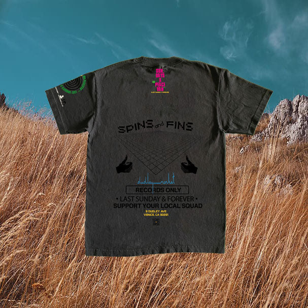 SUN_DAY.LA X MR.PEACEVAN™ META DIGITAL WORLD TEE